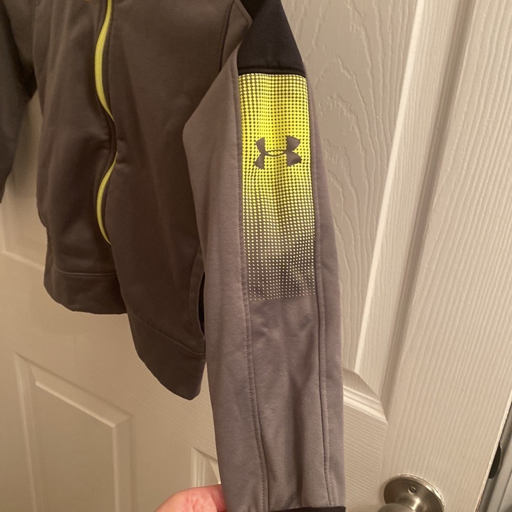 Under Armour Boys Jacket - Picture 3 of 4